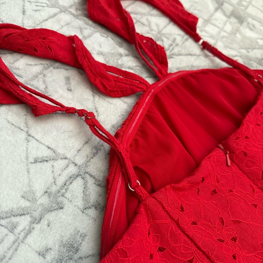 Anthropologie J.O.A Eyelet Drop Waist Dress Red Halter Peplum Ruffle Hem Size L - Picture 9 of 10